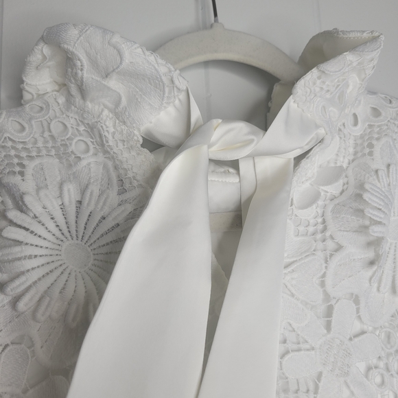 Tuckernuck Blanc Guipure Lace Blythe Dress White Dimensional Floral Bridal SM - Picture 12 of 16